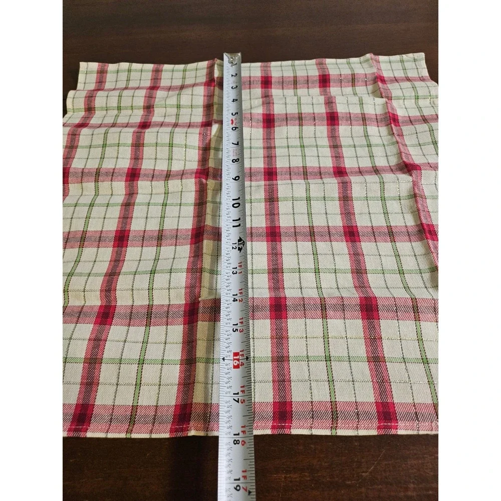Longaberger Napkins Home 8pc Red Green Plaid Tidings Holiday Metallic Set